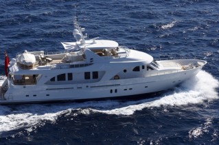 Superyacht Livia - upview
